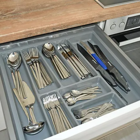 Mit Sauna U Terrasse Im Zentrum Von Ruegen * Thesenvitz