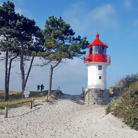 Mit Sauna U Terrasse Im Zentrum Von Ruegen * Thesenvitz