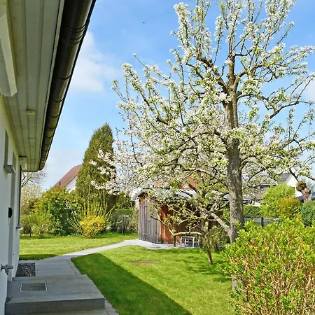 Mit Sauna U Terrasse Im Zentrum Von Ruegen Appartamento