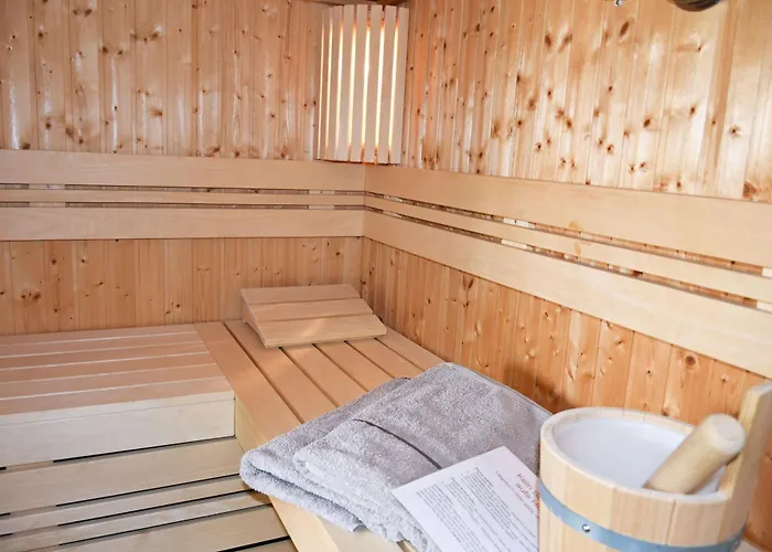 Mit Sauna U Terrasse Im Zentrum Von Ruegen 아파트 Thesenvitz