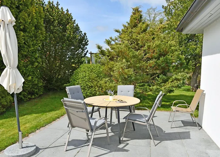 아파트 Mit Sauna U Terrasse Im Zentrum Von Ruegen Thesenvitz